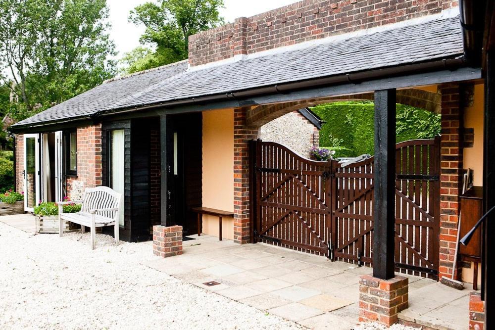 The Old Hop Kiln Barn Bed and Breakfast Petersfield Eksteriør billede